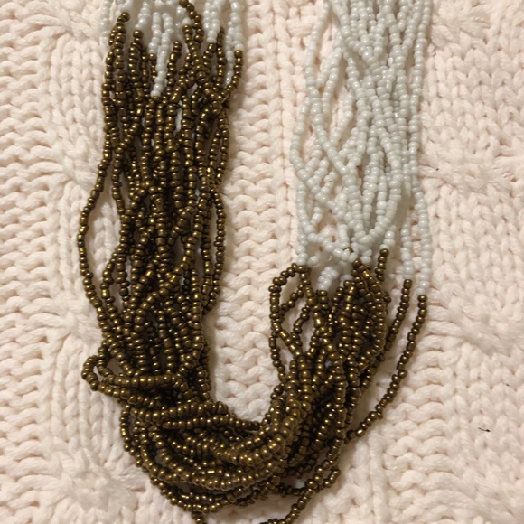 Bronze & white seed bead necklace - Picture 3 of 3
